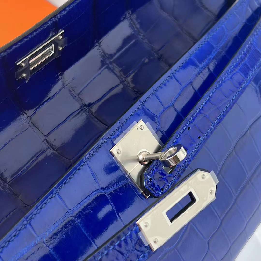 Hermès（爱马仕）Kelly cut 亮面倒v澳洲湾鳄 shiny porosus crocodile 7T 电光蓝 银扣 31cm 全手工蜡线缝 Phw