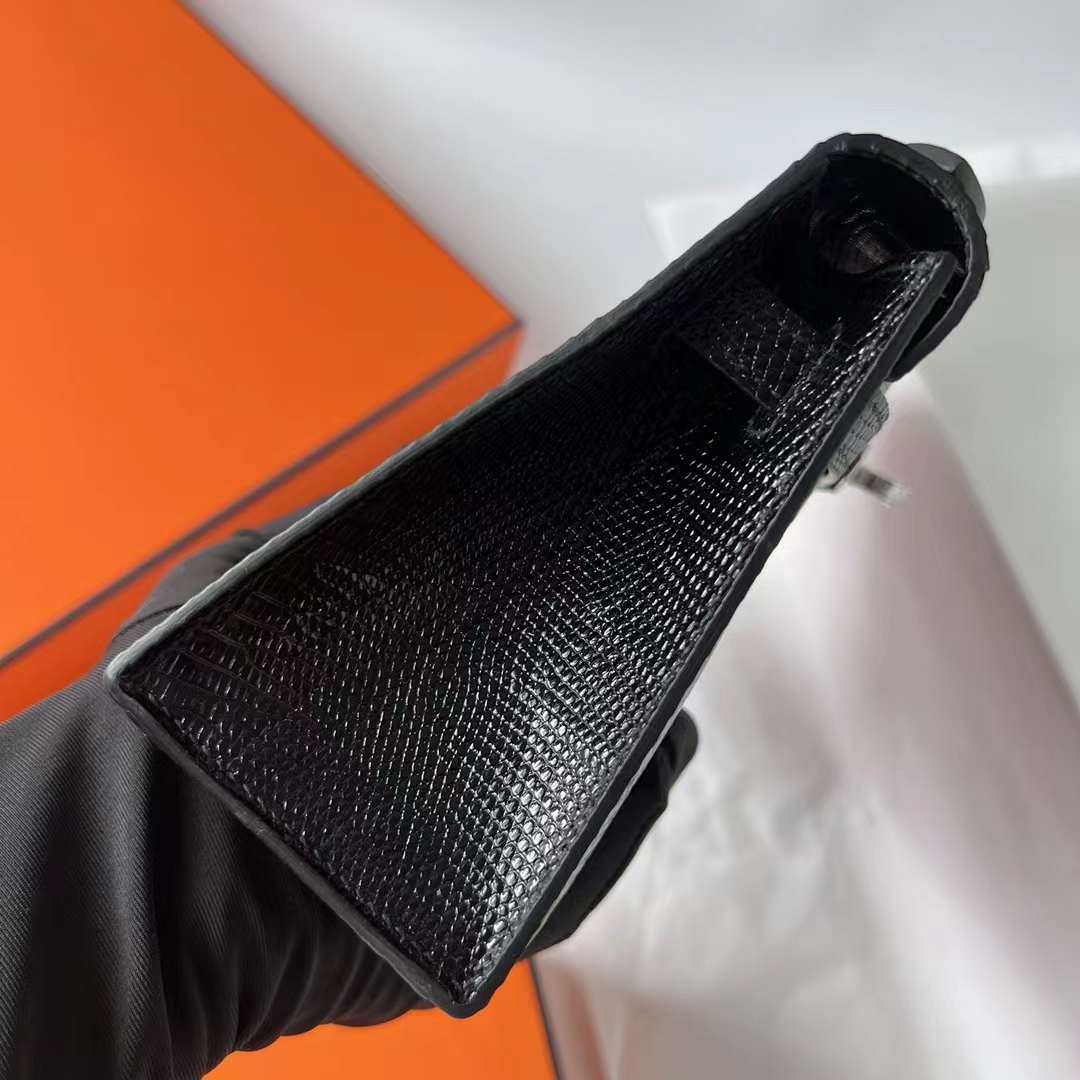 Hermès（爱马仕）Mini Kelly Pochette Lizard 进口蜥蜴皮 Ck89 黑色 Noir 银扣 22cm 全手工蜡线缝 Phw