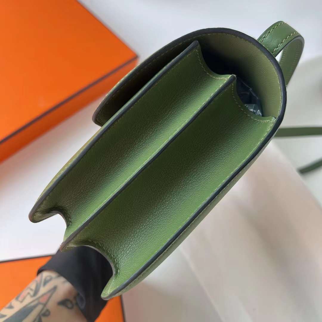 Hermès（爱马仕）Constance Elan Evercolor V6 丛林绿 银扣 26cm 全手工蜡线缝 Phw