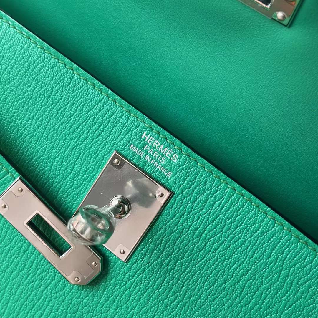 Hermès（爱马仕）Kelly Elan Chevre 进口山羊皮 6W 薄荷绿 银扣 27cm 全手工蜡线缝 Phw