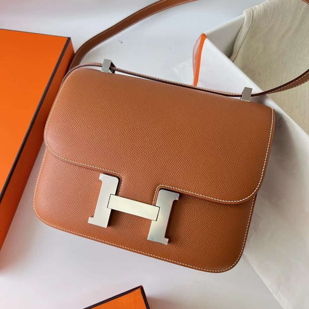 Hermès（爱马仕）Constance 空姐包 Epsom Ck37 金棕色 Gold 银扣 24cm Phw 全手工蜡线缝