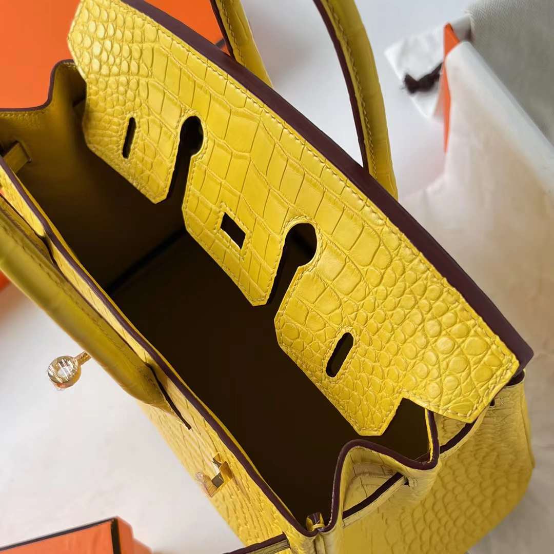 Hermès（爱马仕）Birkin 铂金包 雾面美洲鳄鱼皮 matte alligator crocodile M9 金盏花黄 金扣 25cm 全手工蜡线缝 Ghw
