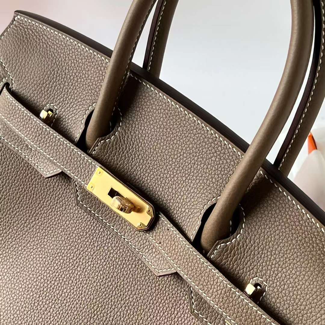 Hermès（爱马仕） Birkin 铂金包 Togo 进口小牛皮 Ck18 大象灰 金扣 30cm 全手工蜡线缝 Ghw
