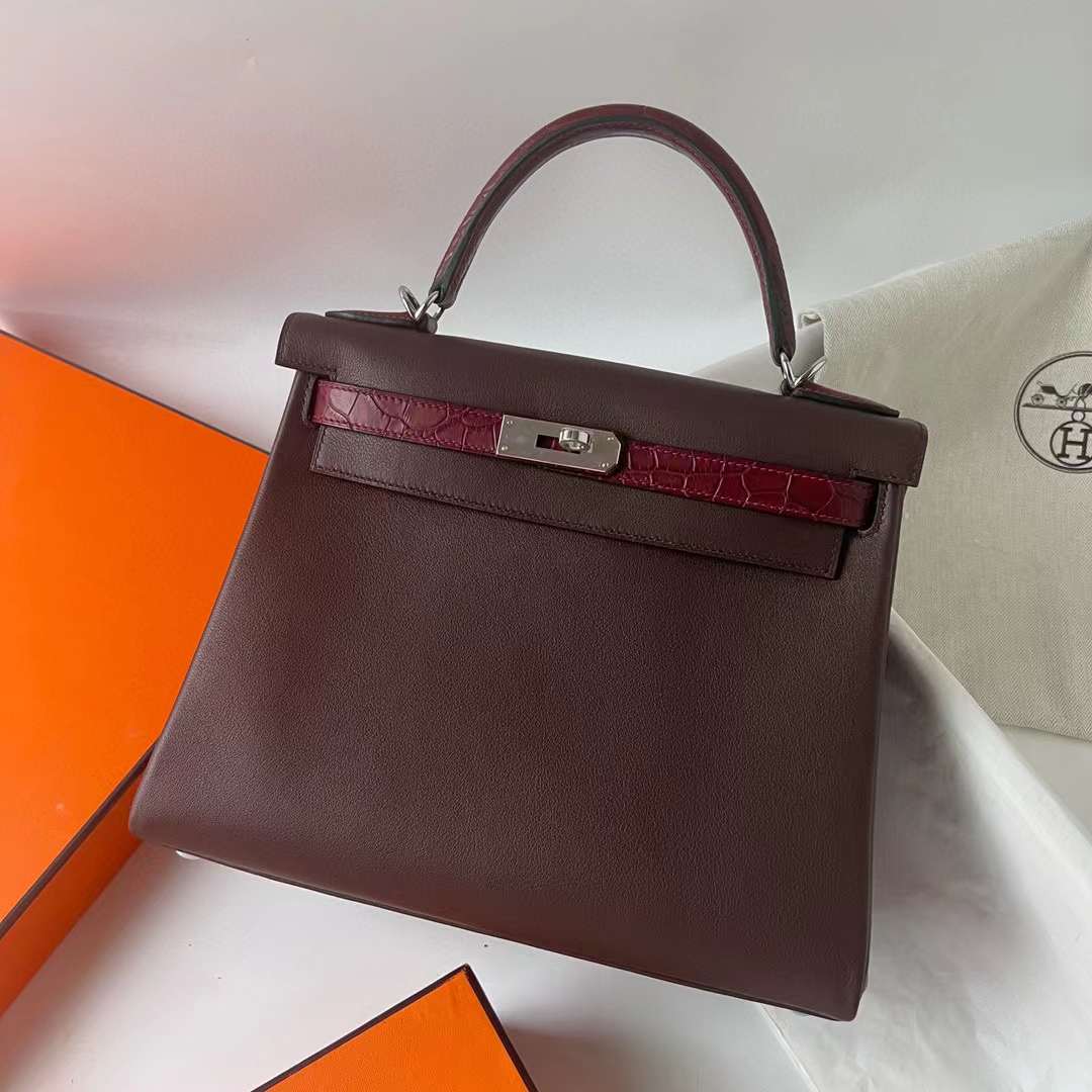 Hermès（爱马仕）Kelly 凯莉包 Swift 拼 雾面鳄鱼皮 0G 马鞍红 银扣 28cm 全手工蜡线缝 Phw
