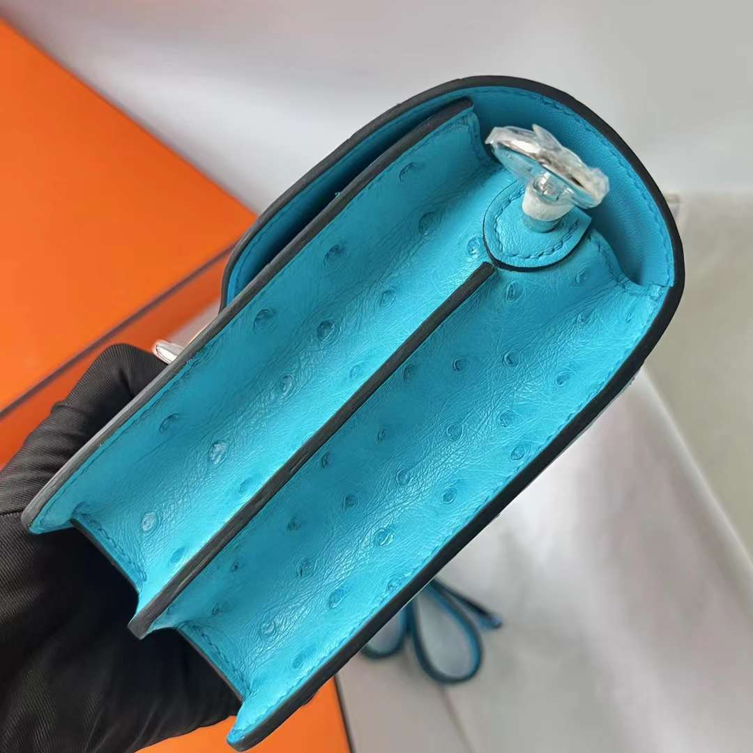 Hermès（爱马仕）Roulis 猪鼻子 Ostrich 进口鸵鸟皮 7F 孔雀蓝 银扣 18cm 全手工蜡线缝 Phw