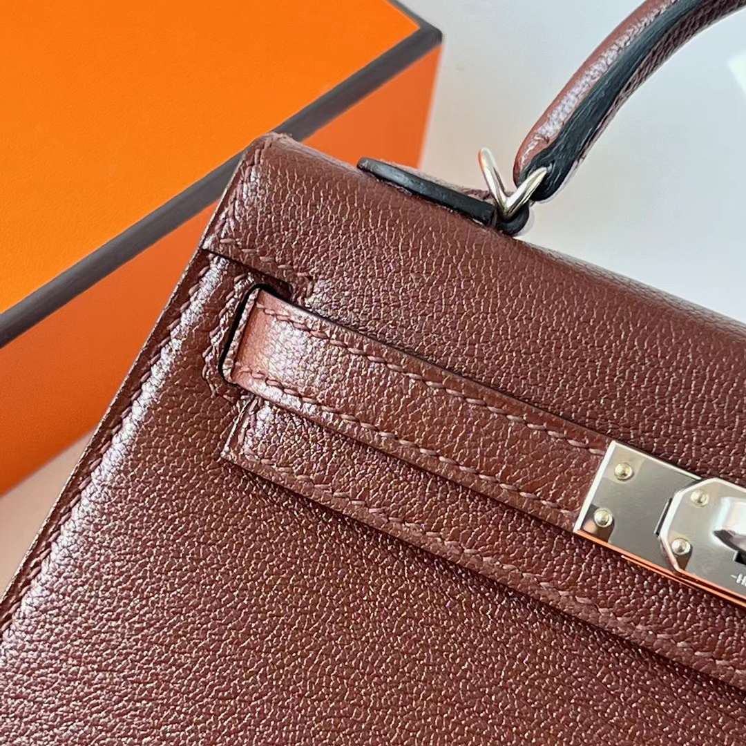 Hermès（爱马仕）Mini Kelly 迷你凯莉 Chevre 进口山羊皮 Ck41 哈瓦那色 内拼 蜜糖棕 银扣 22cm 全手工蜡线缝 Phw