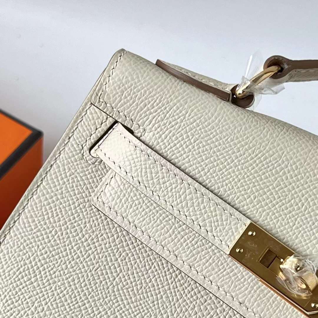 Hermès（爱马仕）Kelly Desordre Epsom Ck10 奶昔白 金扣 20cm 全手工蜡线缝 Ghw
