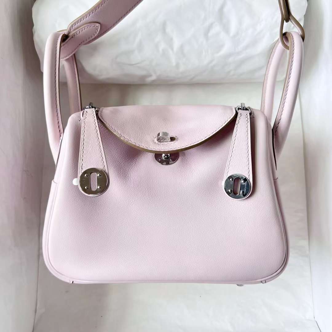 Hermès（爱马仕）Mini Lindy 迷你琳迪包 Swift 09 梦幻粉紫 银扣 19cm 全手工蜡线缝制 Phw