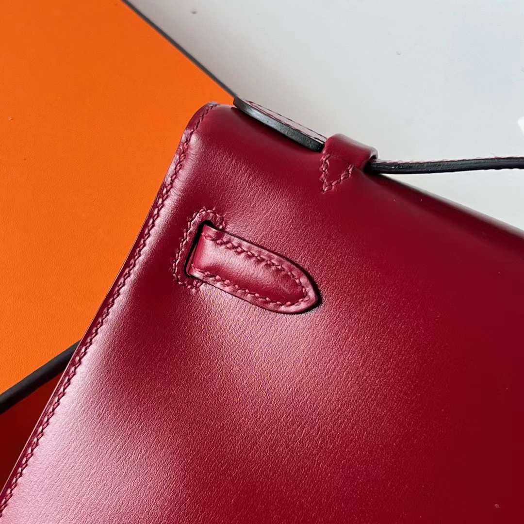 Hermès（爱马仕）Mini Kelly Pochette Box Ck55 爱马仕红 金扣 22cm 全手工蜡线缝 Ghw