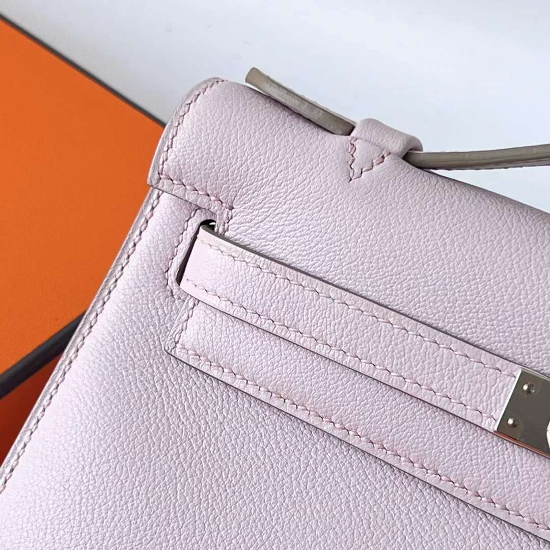 Hermès（爱马仕）Mini Kelly Pochette Swift 09 梦幻粉紫 银扣 22cm 全手工蜡线缝 Phw
