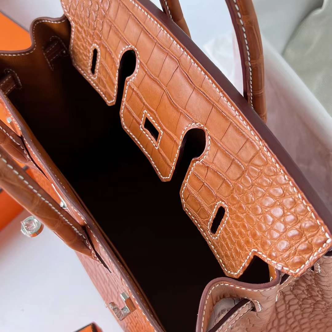 Hermès（爱马仕）Birkin 铂金包 雾面美洲鳄鱼皮 拼 马鞍皮 matte alligator crocodile CC34 原始色 银扣 25cm 全手工蜡线缝 Phw