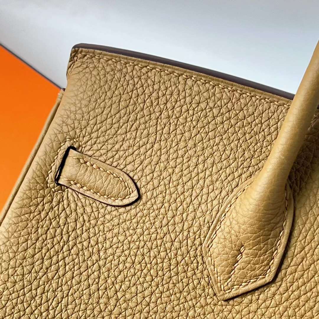 Hermès（爱马仕）Birkin 铂金包 Togo皮 顶级小牛皮 4B 饼干色 内拼 T0 雾蓝色 银扣 25cm 全手工蜡线缝 Phw