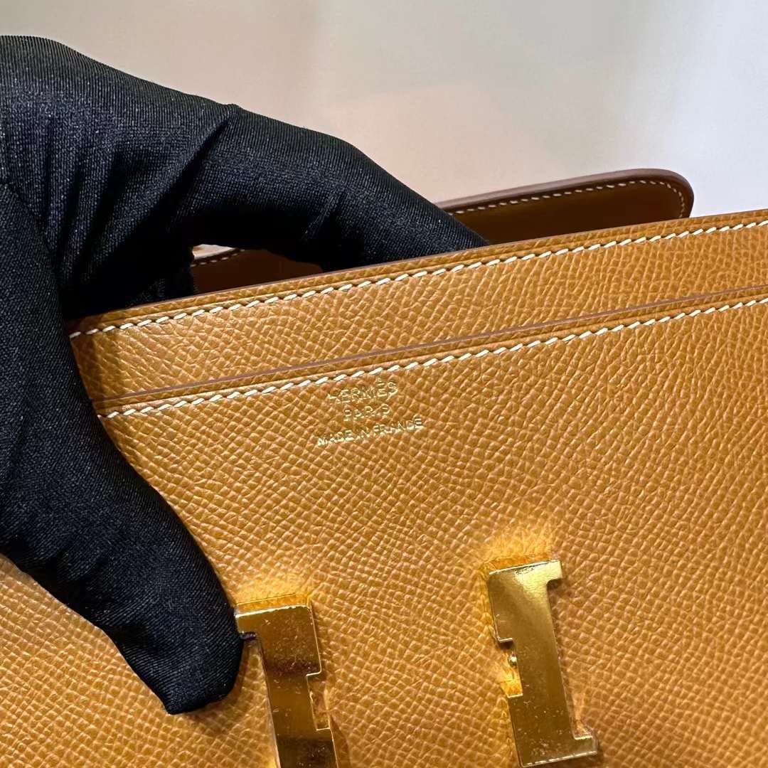 Hermès（爱马仕）Constance to go epsom ck37 金棕色 金扣 20cm 全手工蜡线缝 ghw