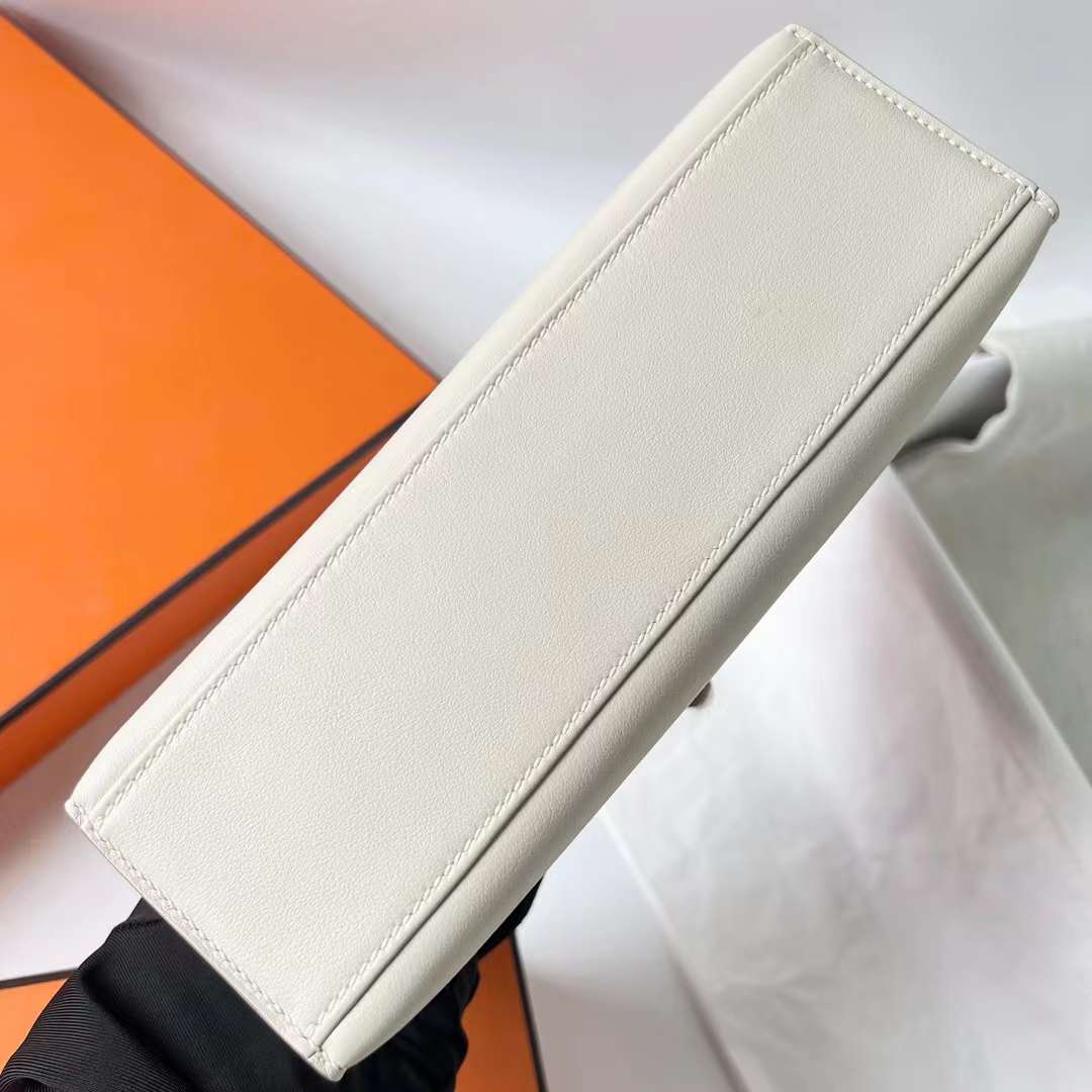 Hermès（爱马仕）Mini Kelly Pochette Swift Ck10 奶昔白 拼 M8 沥青灰 玫瑰金扣 22cm 全手工蜡线缝 Rghw