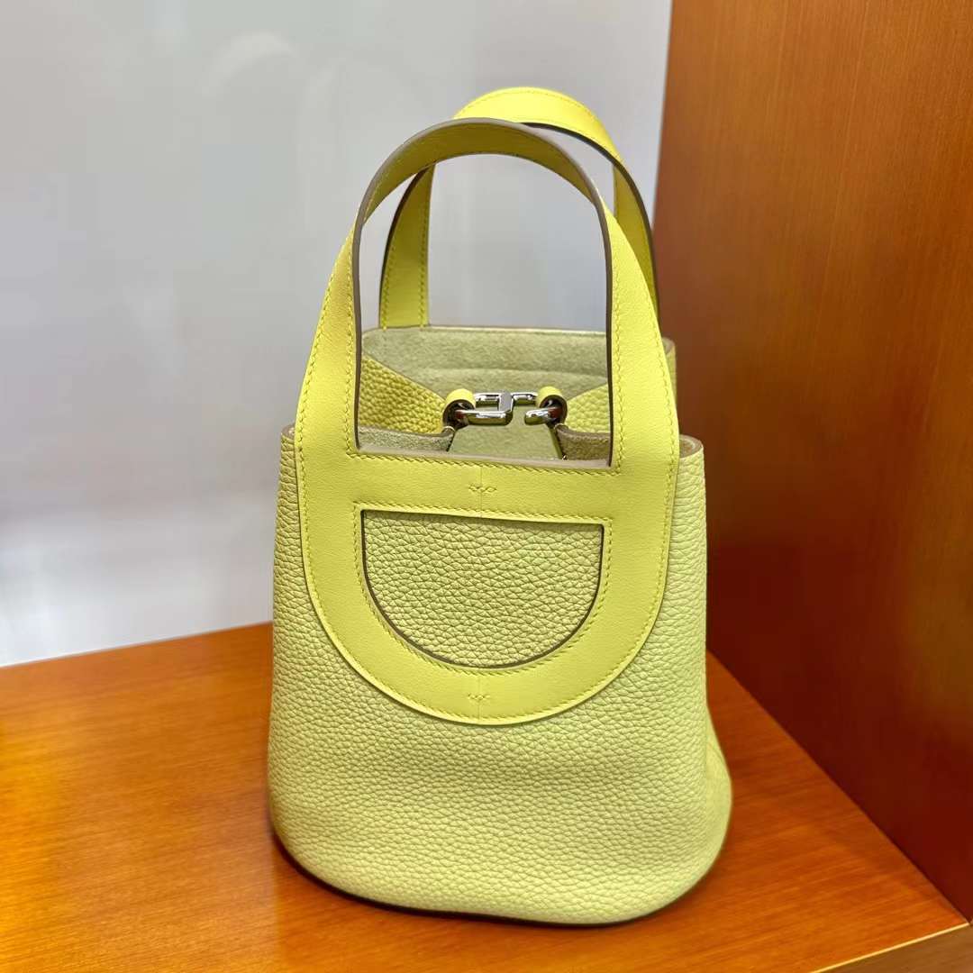 Hermès（爱马仕）In The Loop 猪鼻子 菜篮子 Clemence 拼 Swift 1Z 小鸡黄 银扣 18cm 全手工蜡线缝 Phw