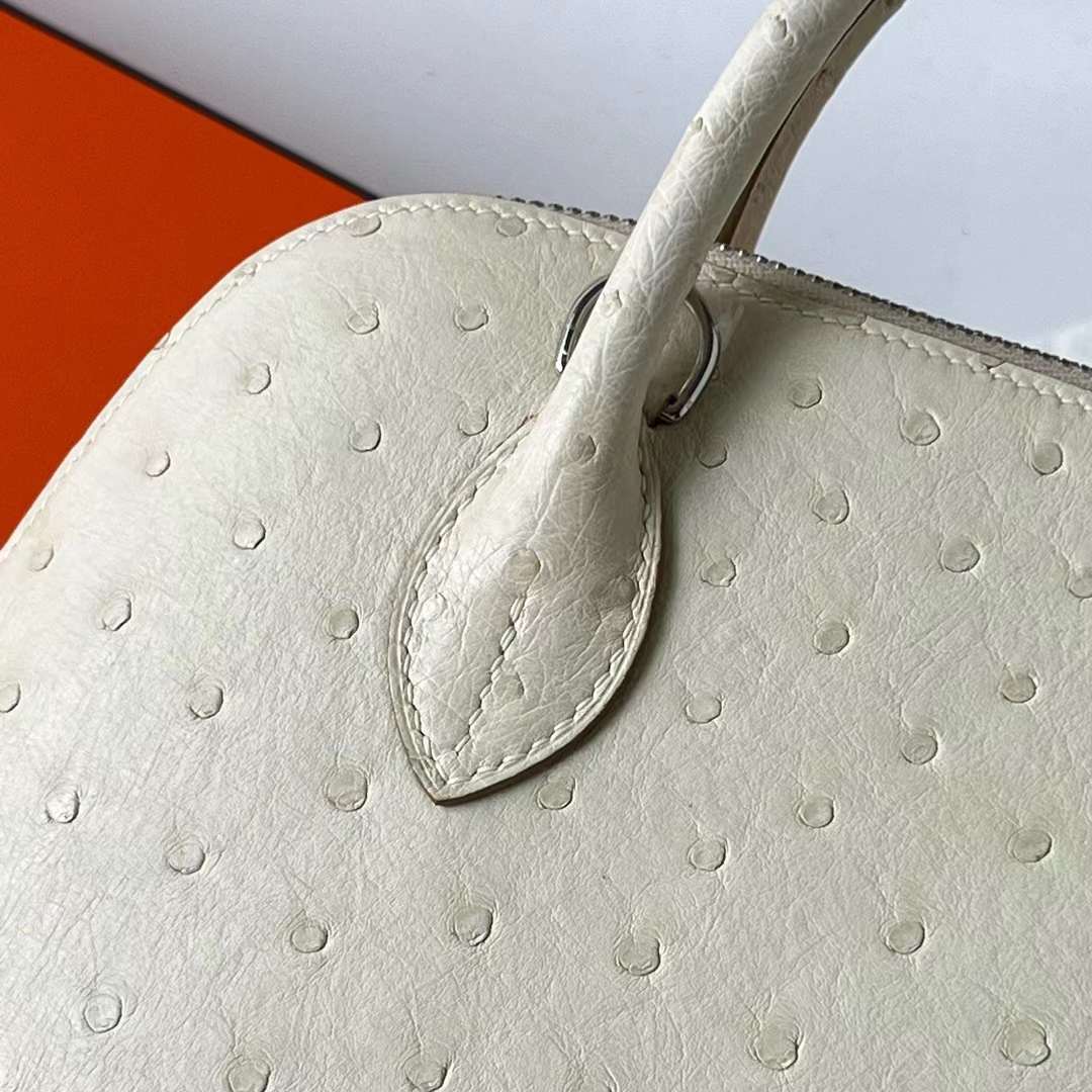 Hermès（爱马仕）Bolide 保龄球包 Ostrich 进口kk鸵鸟皮 3C 羊毛白 银扣 25cm 全手工蜡线缝 Phw