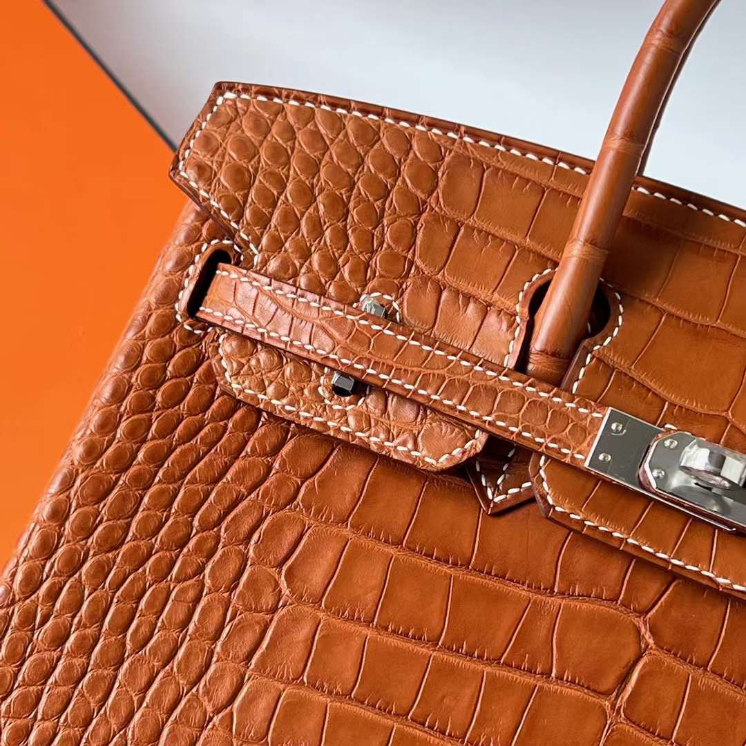 Hermès（爱马仕）Birkin 铂金包 雾面美洲鳄鱼皮 拼 马鞍皮 matte alligator crocodile CC34 原始色 银扣 25cm 全手工蜡线缝 Phw