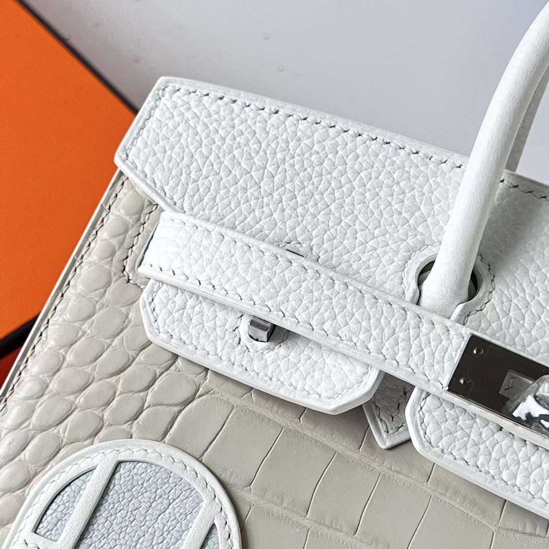 Hermès（爱马仕）Birkin 小房子 白色 银扣 20cm 全手工蜡线缝制 Phw
