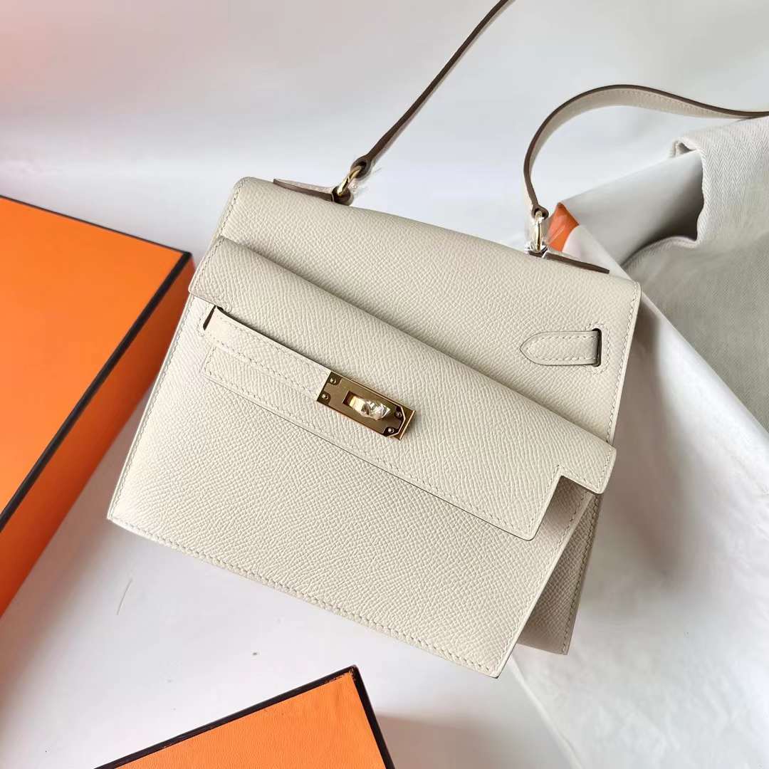 Hermès（爱马仕）Kelly Desordre Epsom Ck10 奶昔白 金扣 20cm 全手工蜡线缝 Ghw