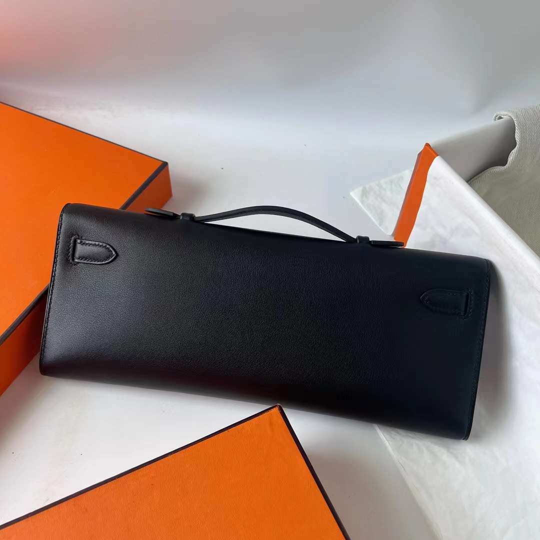 Hermès（爱马仕）Kelly cut 手拿包 Swift Ck89 黑色 银扣 31cm 全手工蜡线缝 Phw