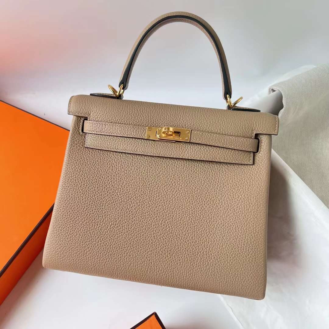 Hermès（爱马仕）Kelly 凯莉包 Togo 进口德国小牛皮 S2 风衣灰 金扣 25cm 全手工蜡线缝 Ghw