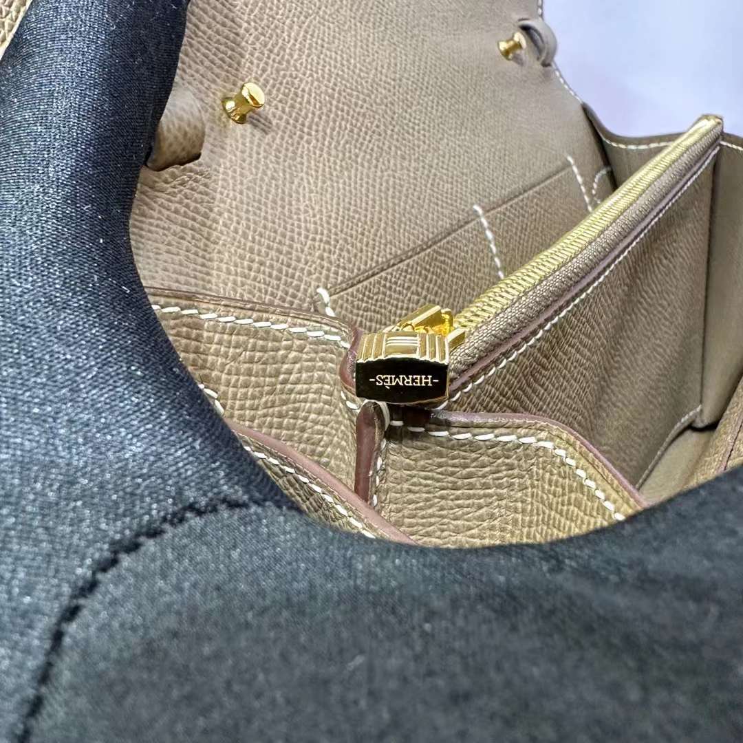 Hermès（爱马仕）Kelly to go epsom ck18 大象灰 金扣 20cm 全手工蜡线缝 ghw