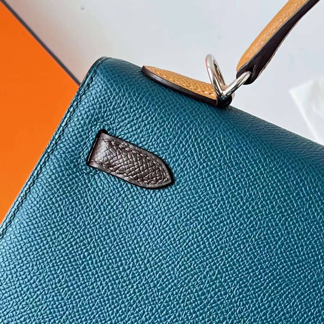 Hermès（爱马仕）Kelly 凯莉包 三拼色 Epsom 7W 伊兹密尔蓝 拼 Ck46 乌木色 拼 2S 芝麻色 银扣 25cm 全手工蜡线缝 Phw