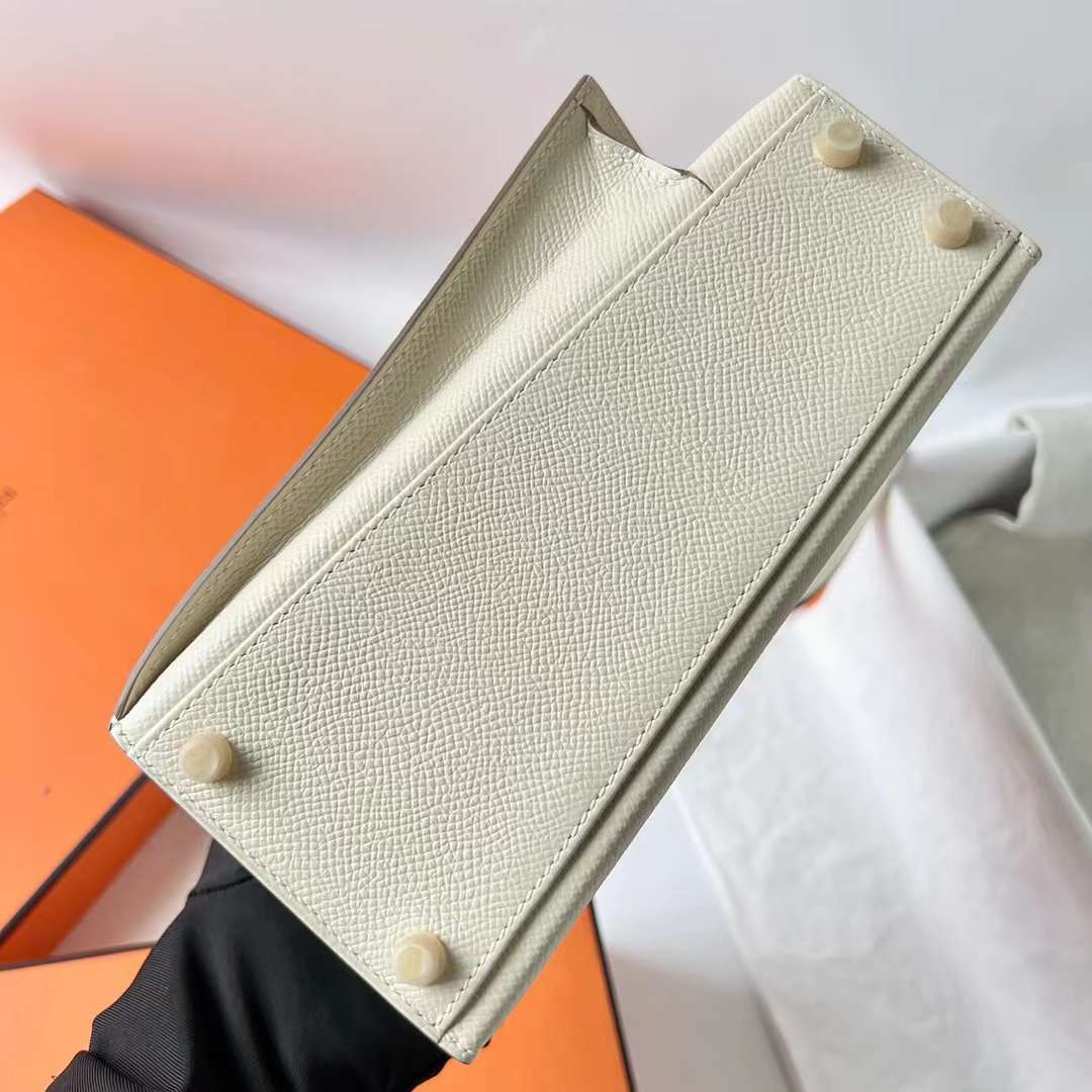 Hermès（爱马仕）Kelly Desordre Epsom Ck10 奶昔白 金扣 20cm 全手工蜡线缝 Ghw