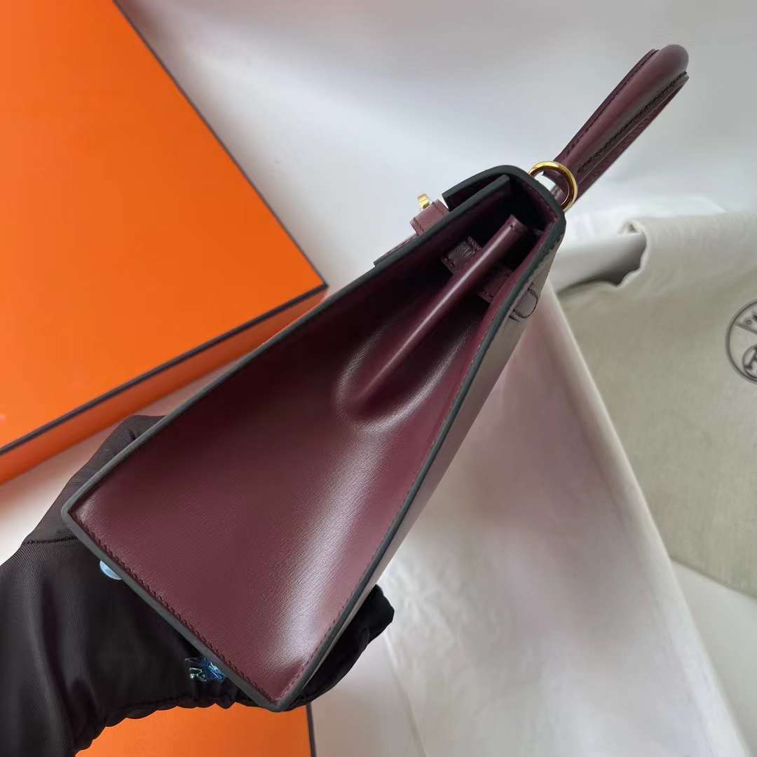 Hermès（爱马仕）Kelly 凯莉包 Box皮 Ck57 波尔多酒红 金扣 金扣 25cm 全手工蜡线缝 Ghw