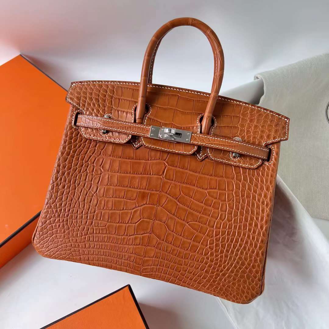 Hermès（爱马仕）Birkin 铂金包 雾面美洲鳄鱼皮 拼 马鞍皮 matte alligator crocodile CC34 原始色 银扣 25cm 全手工蜡线缝 Phw