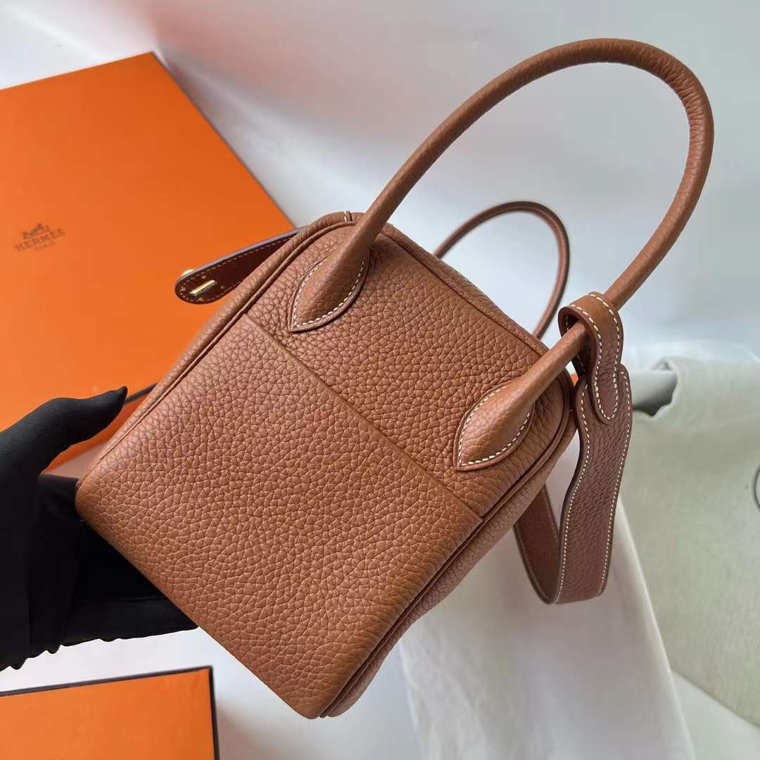 Hermès（爱马仕）Lindy 琳迪包 Clemence Ck37 金棕色 金扣 26cm 全手工蜡线缝制 Ghw