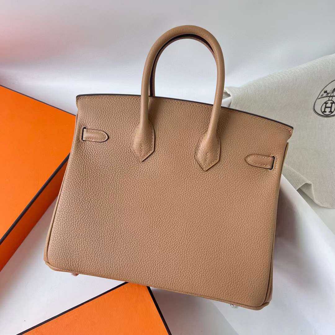 Hermès（爱马仕）Birkin 铂金包 Togo皮 0M 奶茶色 银扣 25cm 全手工蜡线缝 Phw