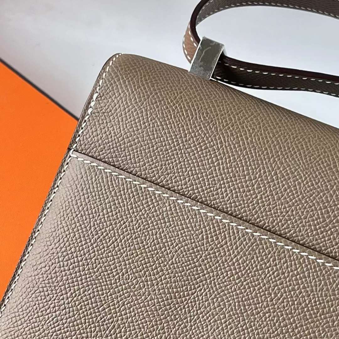 Hermès（爱马仕）Verrou 机枪包 Epsom Ck18 大象灰 银扣 21cm 全手工蜡线缝制 Phw