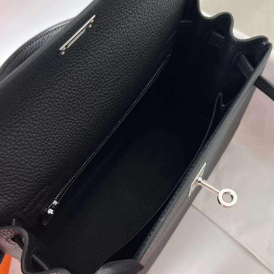 Hermès（爱马仕）Kelly 凯莉包 Togo皮 Ck89 黑色 银扣 25cm 全手工蜡线缝 Phw