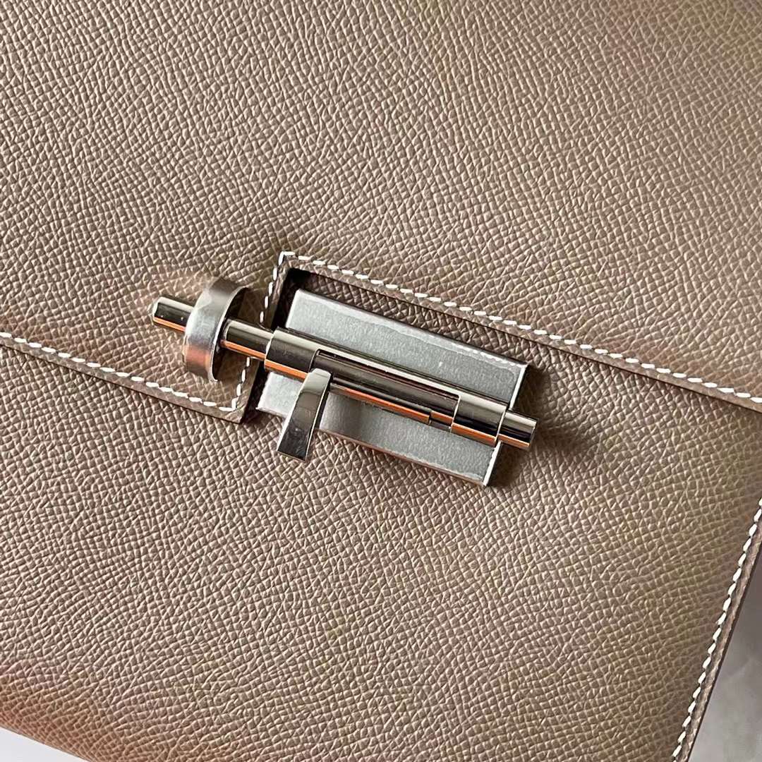 Hermès（爱马仕）Verrou 机枪包 Epsom Ck18 大象灰 银扣 21cm 全手工蜡线缝制 Phw
