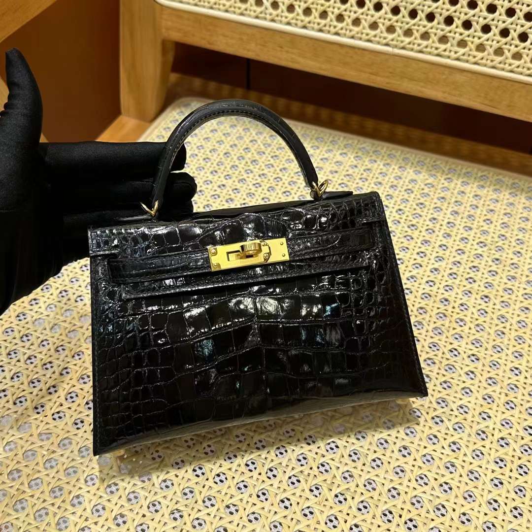 Hermès（爱马仕）Mini Kelly 迷你凯莉 亮面美洲鳄鱼皮 Shiny Alligator Crocodile Ck89 黑色 金扣 19cm 全手工蜡线缝 Ghw