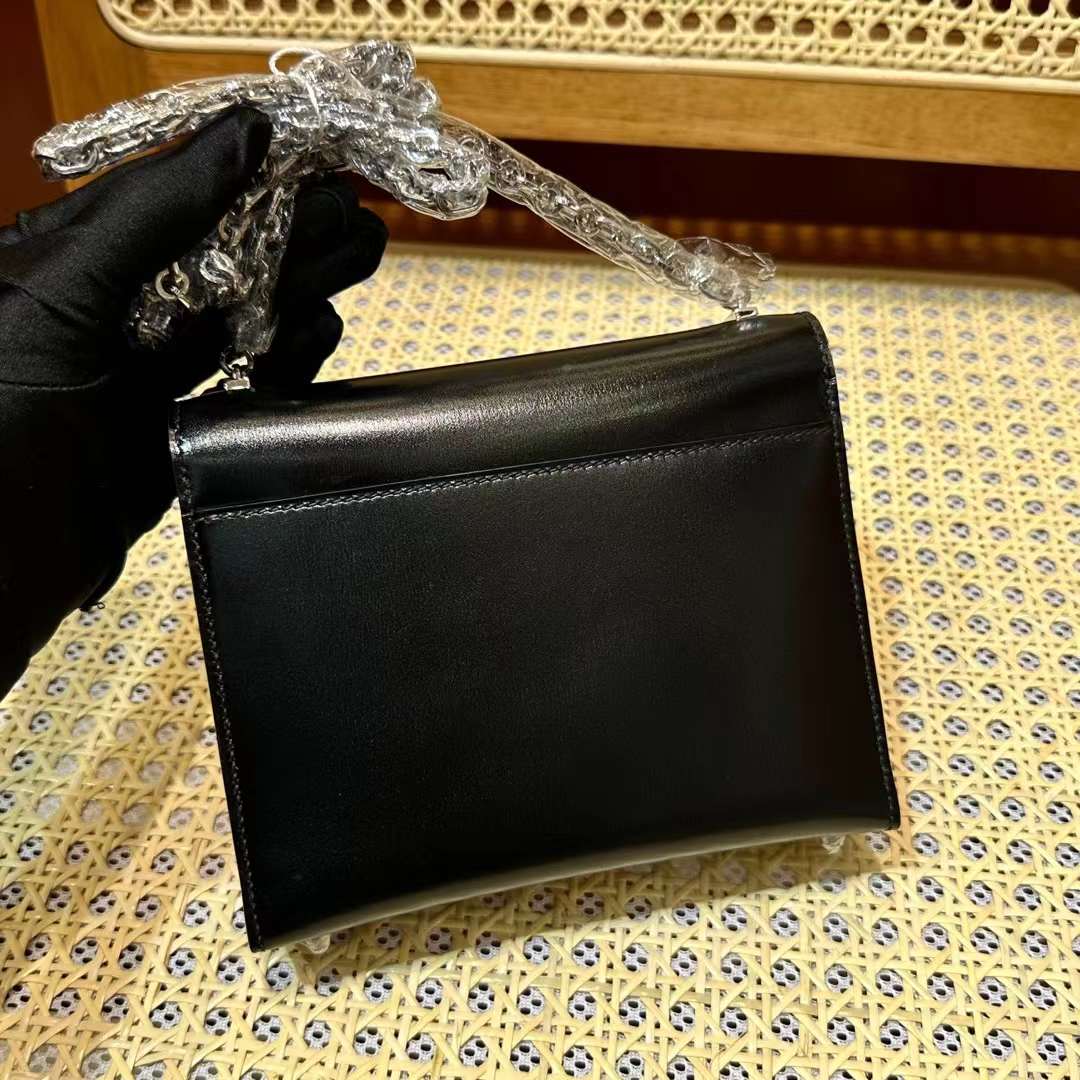 Hermès（爱马仕）Verrou 机枪包 Box Ck89 黑色 银扣 17.5cm 全手工蜡线缝 Phw