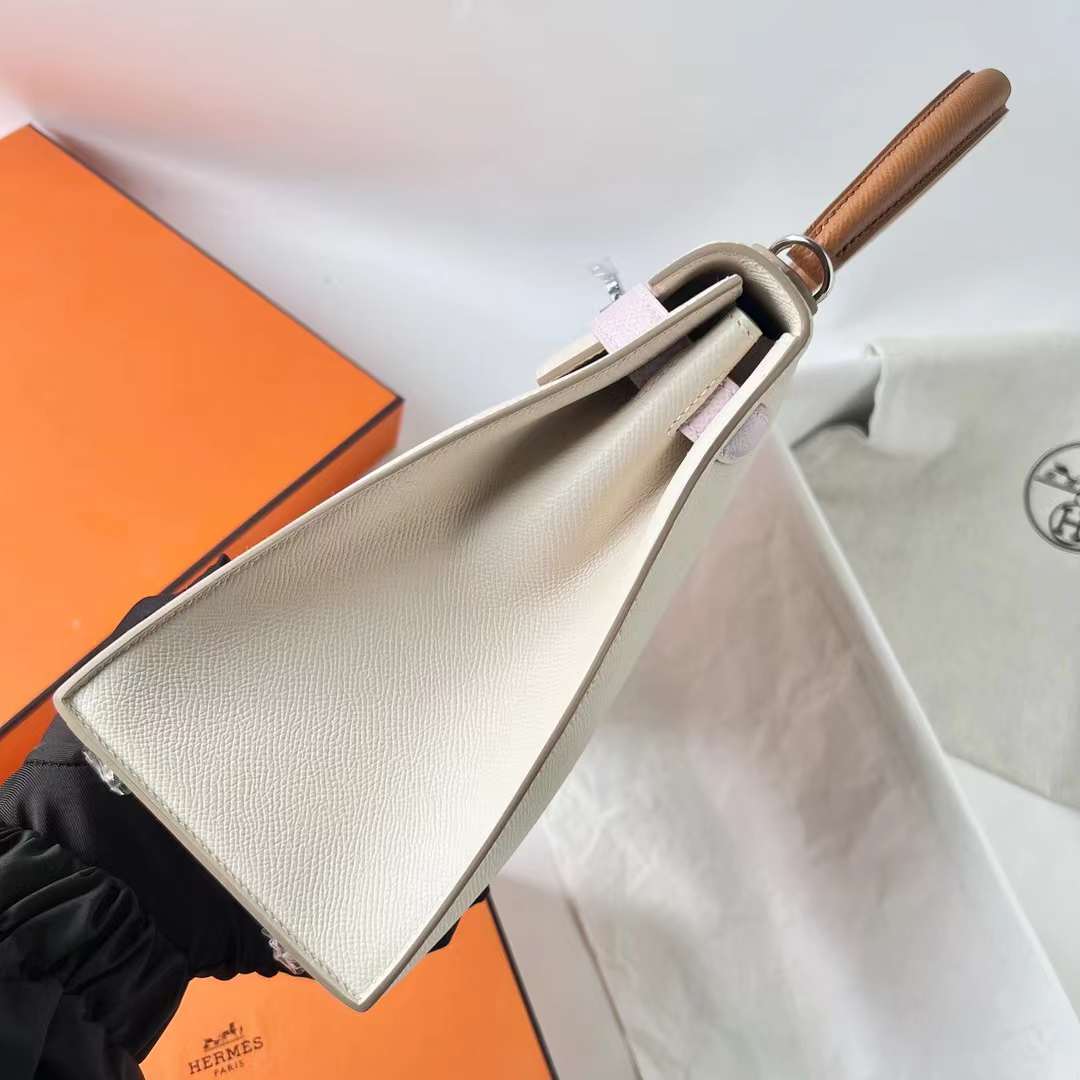 Hermès（爱马仕）Kelly 凯莉包 Epsom Ck10 奶昔白 拼 09 梦幻粉紫 拼 Ck37 金棕色 银扣 28cm 全手工蜡线缝 Phw