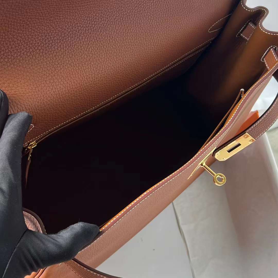 Hermès（爱马仕）Kelly 凯莉包 Clemence 原TC大牛皮 Ck37 金棕色 金扣 40cm 全手工蜡线缝 Ghw