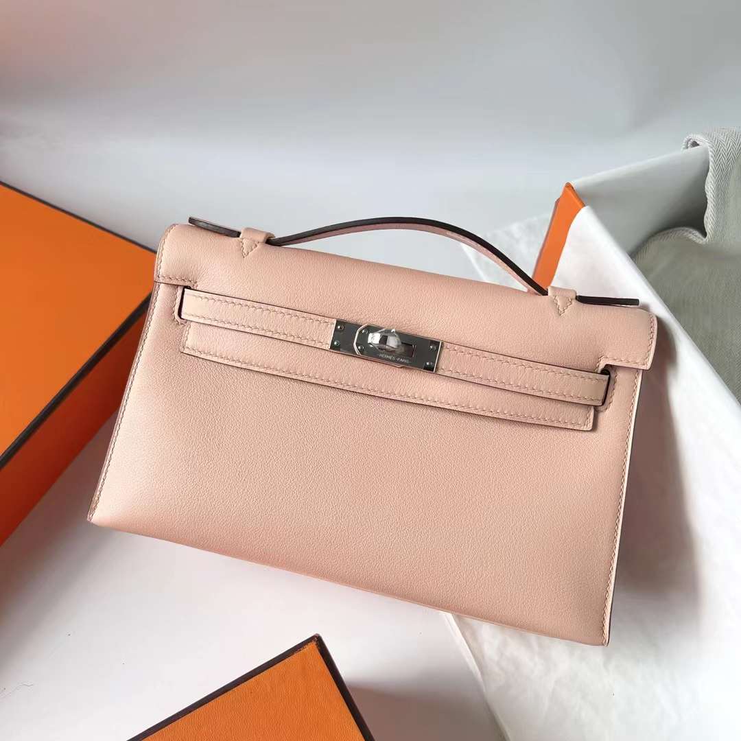 Hermès（爱马仕）Mini Kelly Pochette Swift P1 蔷薇粉 银扣 22cm 全手工蜡线缝 Phw