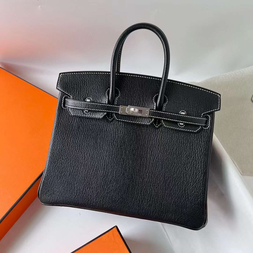 Hermès（爱马仕）Birkin 铂金包 Chevre 进口山羊皮 Ck89 黑色 内拼 Ck80 珍珠灰 拉丝银扣 25cm 全手工蜡线缝 BPhw