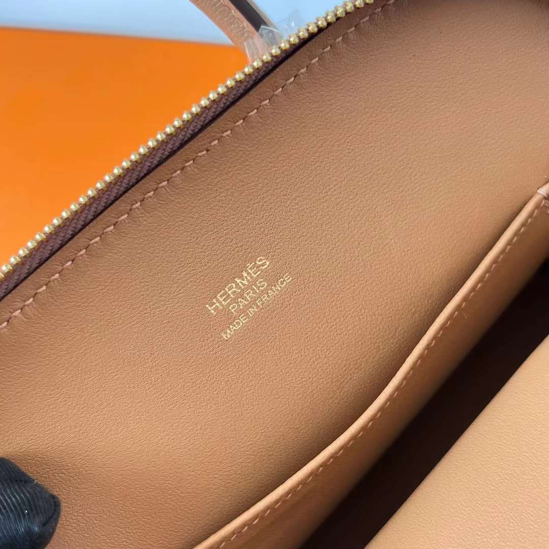 Hermès（爱马仕）Mini Bolide 迷你保龄球包 Chevre 进口山羊皮 2J 雀木色 金扣 20cm 全手工蜡线缝 Ghw