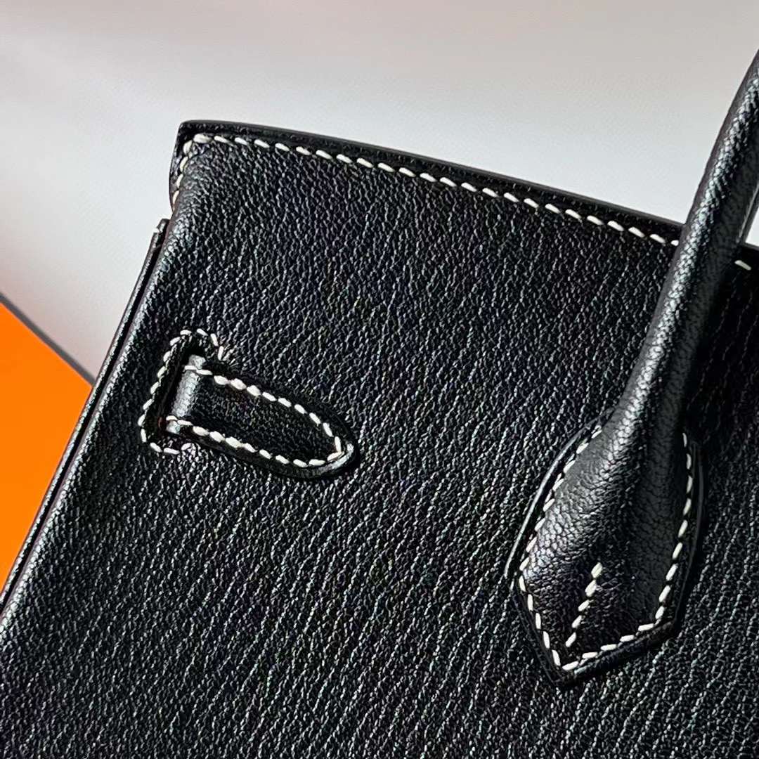 Hermès（爱马仕）Birkin 铂金包 Chevre 进口山羊皮 Ck89 黑色 内拼 Ck80 珍珠灰 拉丝银扣 25cm 全手工蜡线缝 BPhw