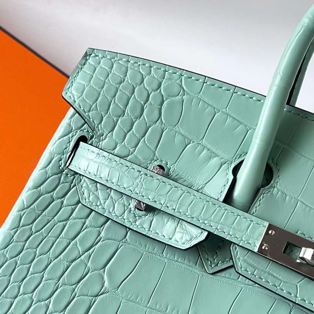 Hermès（爱马仕）Birkin 铂金包 雾面美洲鳄鱼皮 Matte Alligator Crocodile 6U 新薄荷绿 银扣 Phw 银扣 25cm 全手工蜡线缝 Phw