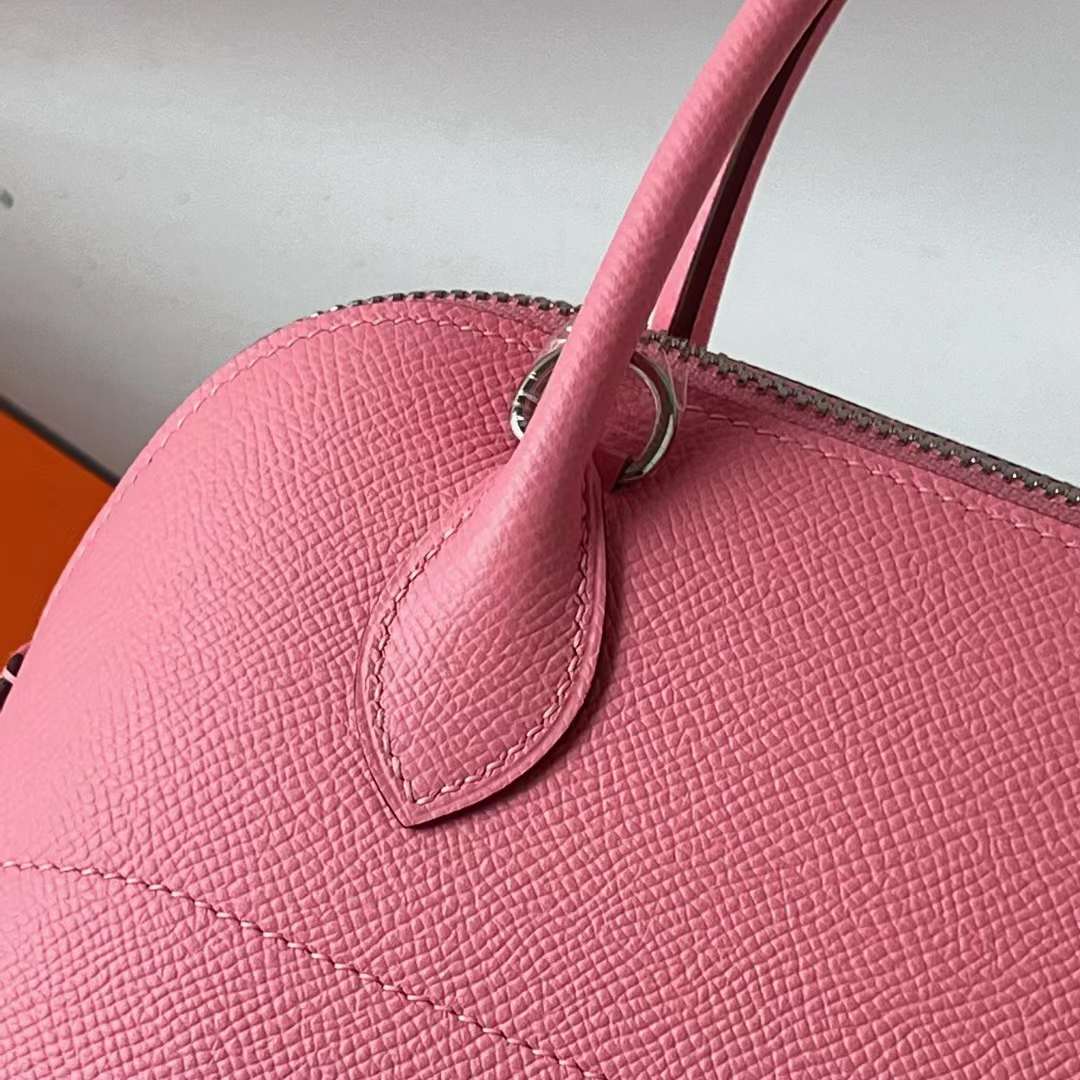Hermès（爱马仕）Bolide 保龄球包 Epsom 1Q 奶昔粉 银扣 27cm 全手工蜡线缝 Phw