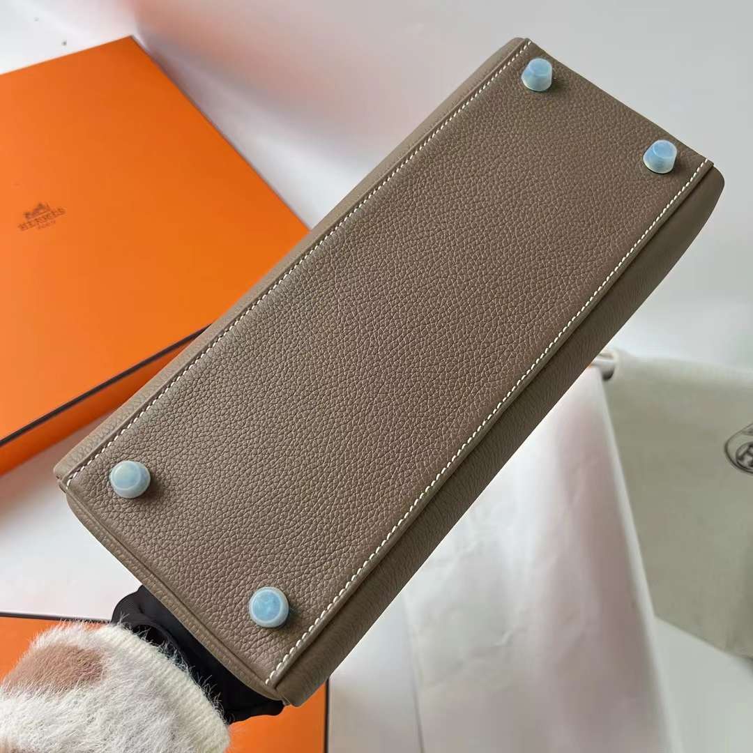 Hermès（爱马仕）Kelly 凯莉包 Togo皮 Ck18 大象灰 金扣 28cm 全手工蜡线缝 Ghw