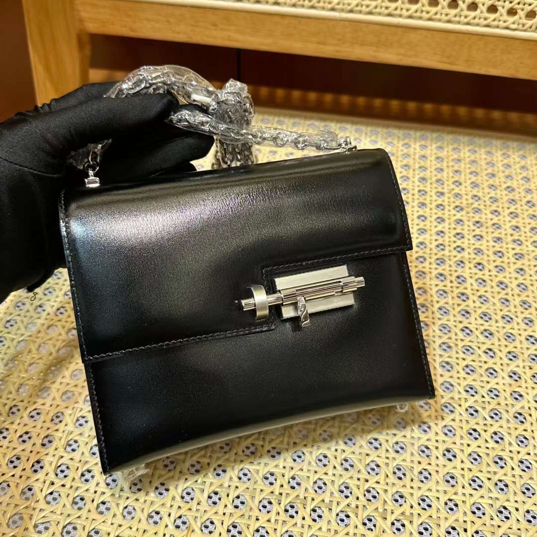 Hermès（爱马仕）Verrou 机枪包 Box Ck89 黑色 银扣 17.5cm 全手工蜡线缝 Phw