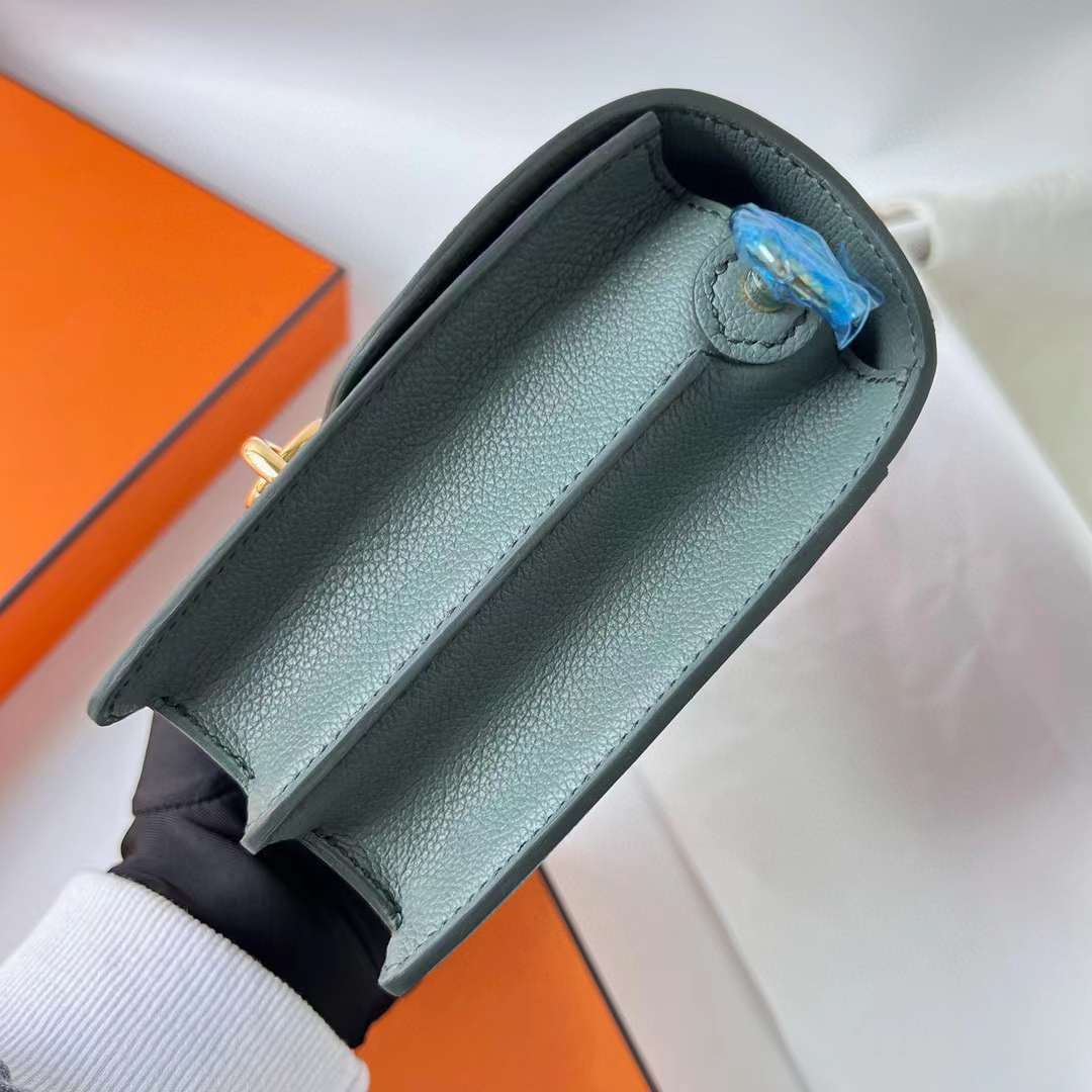 Hermès（爱马仕）Roulis 猪鼻子 Evercolor Cc63 杏绿色 金扣 18cm 全手工蜡线缝 Ghw