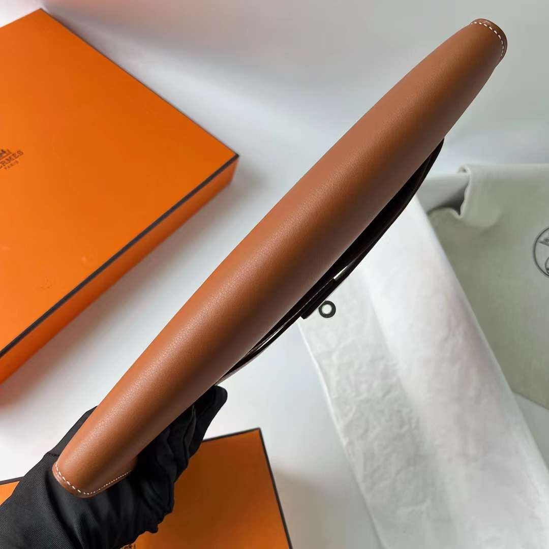 Hermès（爱马仕）Kelly cut 手拿包 Swift Ck37 金棕色 银扣 31cm 全手工蜡线缝 Phw