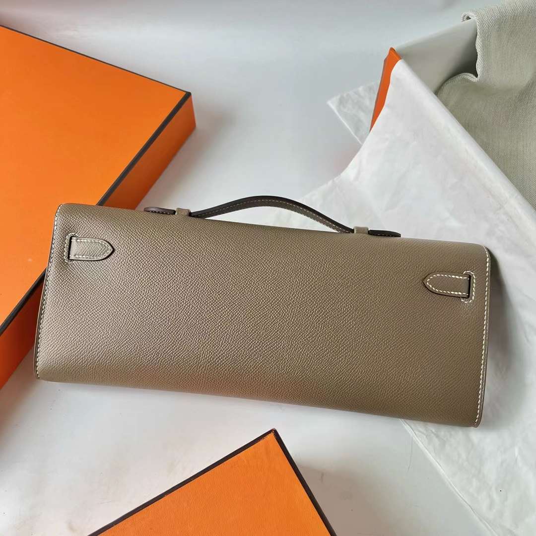 Hermès（爱马仕）Kelly cut 手拿包 Epsom Ck18 大象灰 金扣 31cm 全手工蜡线缝 Ghw